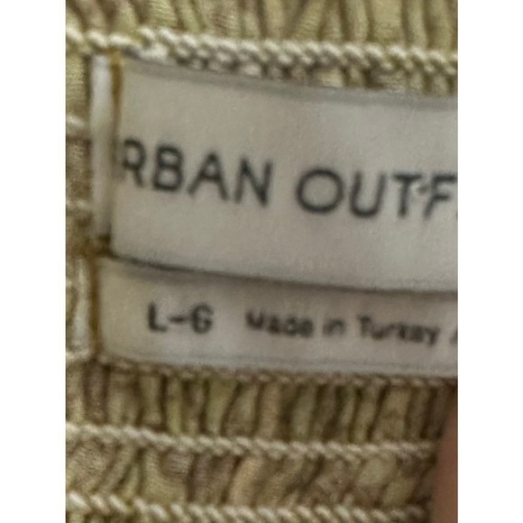 Urban Outfitters Beth Ruched Surplice Puff Sleeve Crop Top Yellow Floral - Large - Picture 5 of 5